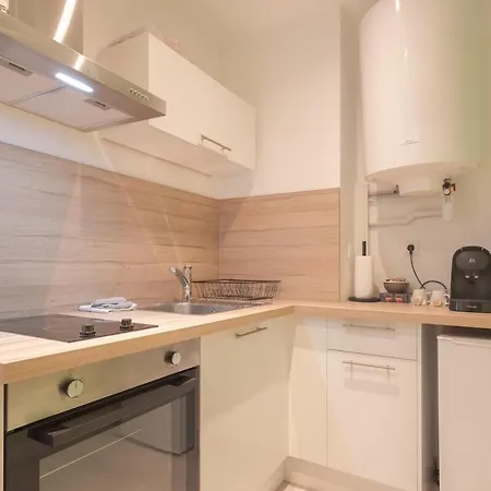 Le Nid - Air Conditioning - Ground Floor דירה