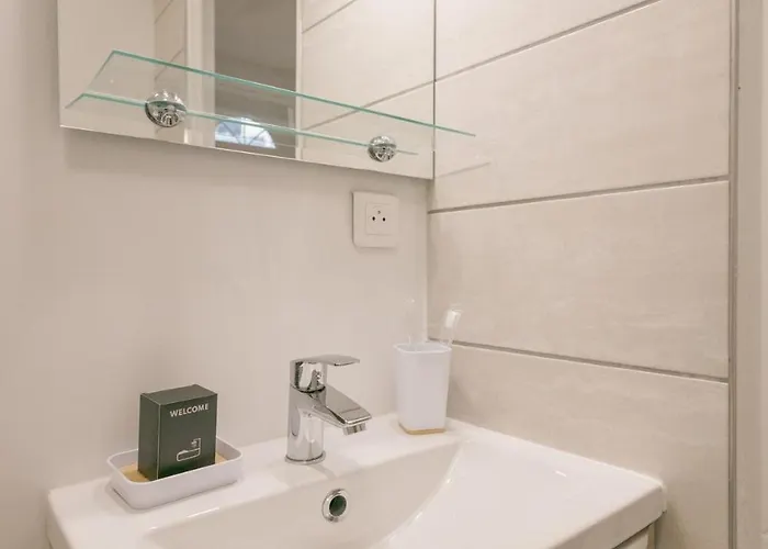 Le Nid - Air Conditioning - Ground Floor *